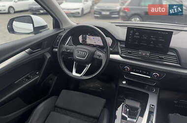 Внедорожник / Кроссовер Audi Q5 2022 в 