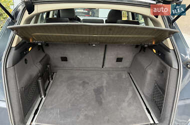 Внедорожник / Кроссовер Audi Q5 2009 в 