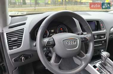 Внедорожник / Кроссовер Audi Q5 2015 в 
