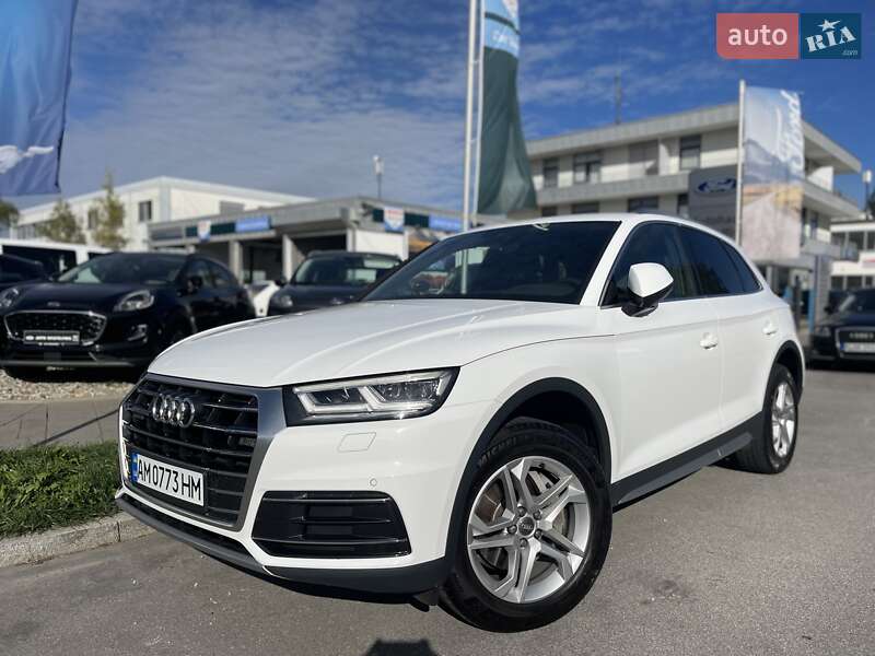 Внедорожник / Кроссовер Audi Q5 2017 в Бердичеве