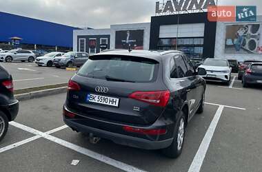 Внедорожник / Кроссовер Audi Q5 2010 в 