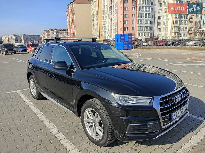 Внедорожник / Кроссовер Audi Q5 2020 в Ивано-Франковске