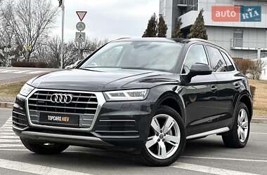 Позашляховик / Кросовер Audi Q5 2017 в Києві