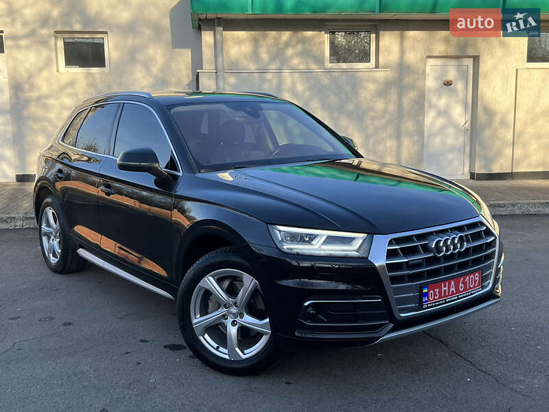 Внедорожник / Кроссовер Audi Q5 2018 в Дрогобыче