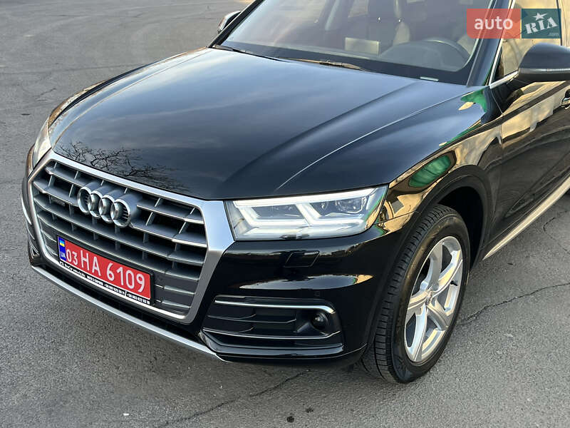 Внедорожник / Кроссовер Audi Q5 2018 в Дрогобыче