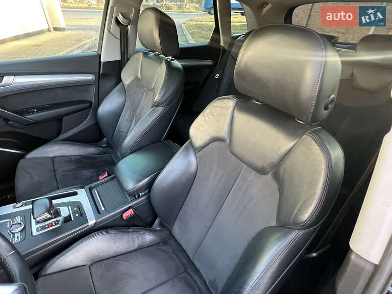 Внедорожник / Кроссовер Audi Q5 2018 в Дрогобыче