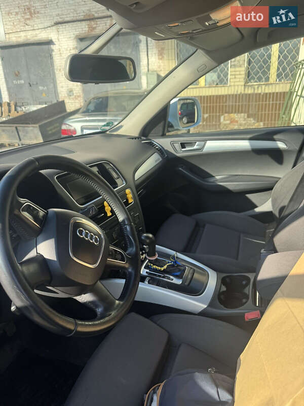 Позашляховик / Кросовер Audi Q5 2011 в Києві фото 14 Позашляховик / Кросовер Audi Q5 2011 в Києві