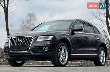 Позашляховик / Кросовер Audi Q5 2015 в 