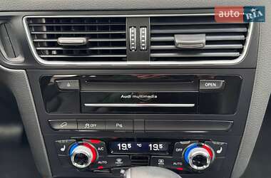 Позашляховик / Кросовер Audi Q5 2015 в 