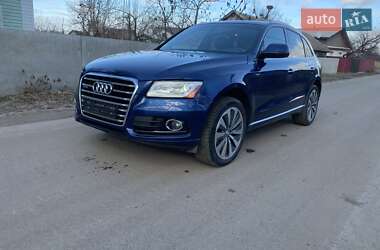Позашляховик / Кросовер Audi Q5 2015 в 