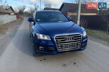 Позашляховик / Кросовер Audi Q5 2015 в 