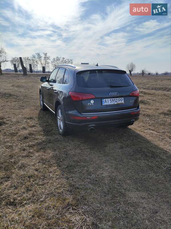 Позашляховик / Кросовер Audi Q5 2015 в Ружині