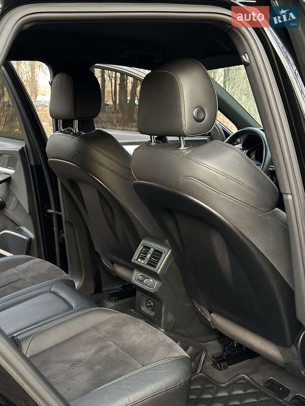 Внедорожник / Кроссовер Audi Q5 2020 в Киеве