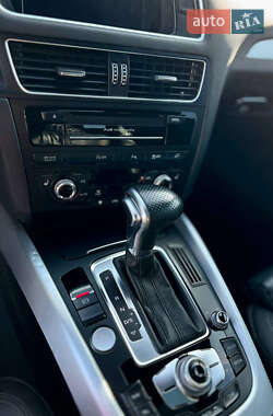Позашляховик / Кросовер Audi Q5 2015 в 