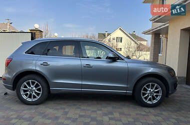 Внедорожник / Кроссовер Audi Q5 2011 в 