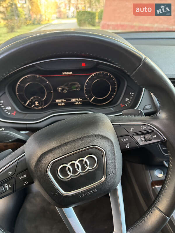Внедорожник / Кроссовер Audi Q5 2020 в Ивано-Франковске