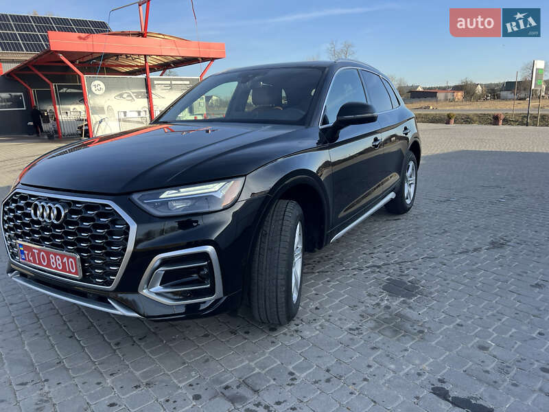 Позашляховик / Кросовер Audi Q5 2021 в Яворові