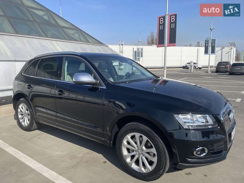 Внедорожник / Кроссовер Audi Q5 2014 в Киеве