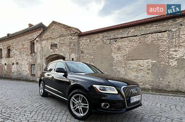 Внедорожник / Кроссовер Audi Q5 2012 в 