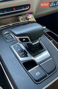 Внедорожник / Кроссовер Audi Q5 2020 в Сумах