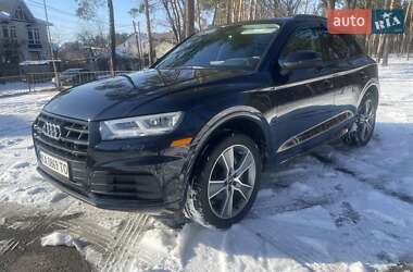 Позашляховик / Кросовер Audi Q5 2019 в Києві