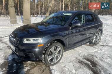 Позашляховик / Кросовер Audi Q5 2019 в Києві