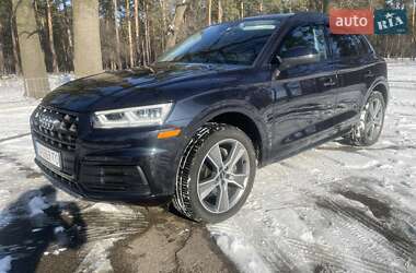 Позашляховик / Кросовер Audi Q5 2019 в Києві