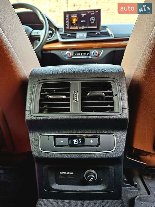 Внедорожник / Кроссовер Audi Q5 2020 в Харькове