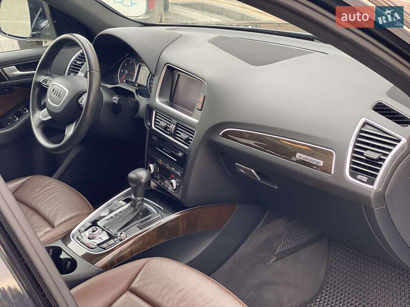 Внедорожник / Кроссовер Audi Q5 2014 в Дрогобыче