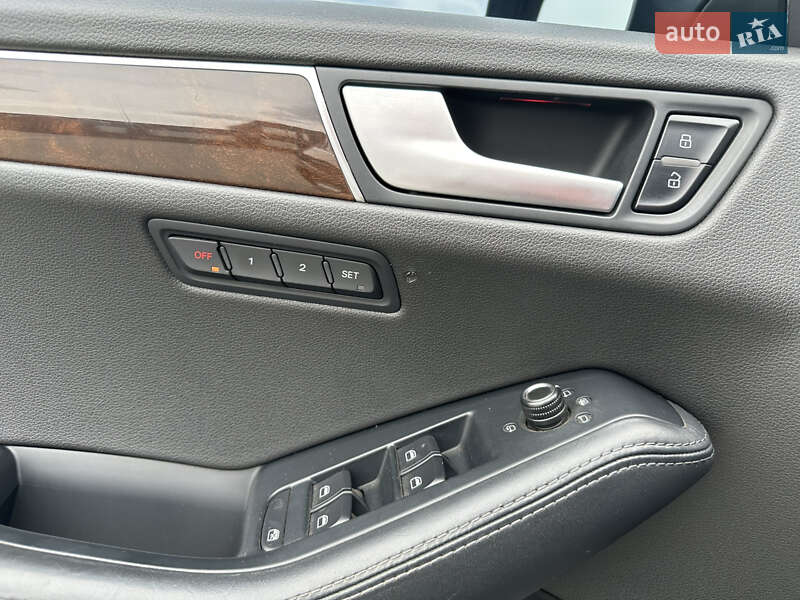 Внедорожник / Кроссовер Audi Q5 2010 в Черновцах