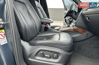 Внедорожник / Кроссовер Audi Q5 2010 в 