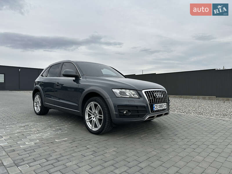 Внедорожник / Кроссовер Audi Q5 2010 в Черновцах