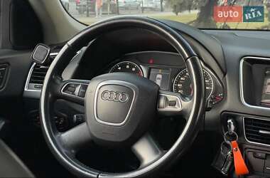 Позашляховик / Кросовер Audi Q5 2011 в Дніпрі