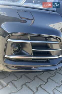 Внедорожник / Кроссовер Audi Q5 2020 в 