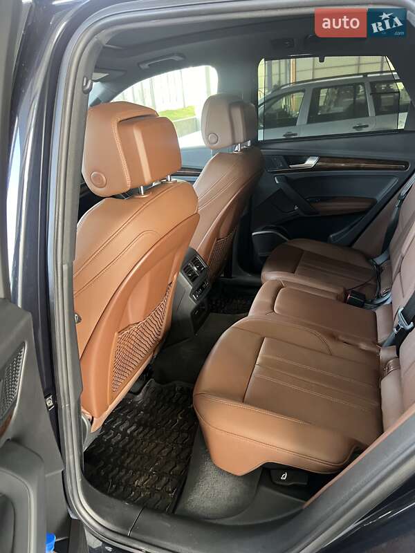 Внедорожник / Кроссовер Audi Q5 2020 в Львове