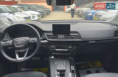 Внедорожник / Кроссовер Audi Q5 2020 в 
