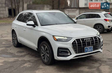 Позашляховик / Кросовер Audi Q5 2021 в Києві