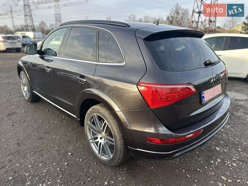 Позашляховик / Кросовер Audi Q5 2010 в Луцьку