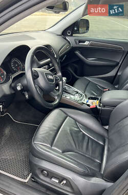 Внедорожник / Кроссовер Audi Q5 2015 в 