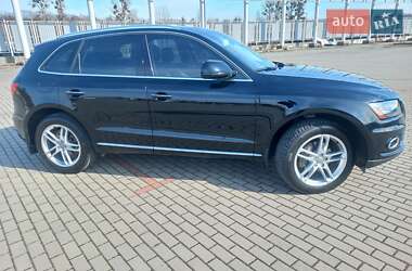 Позашляховик / Кросовер Audi Q5 2015 в 
