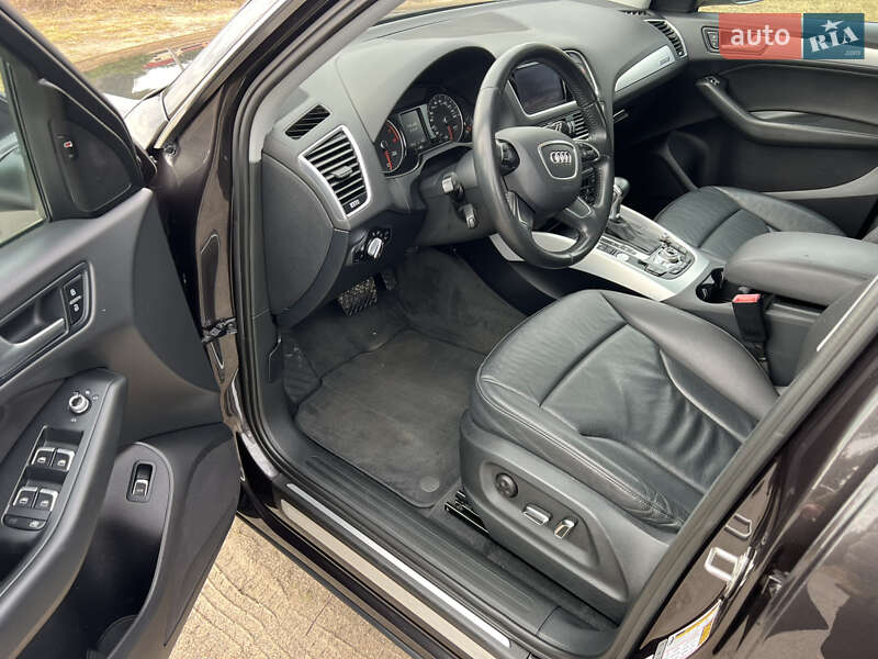 Внедорожник / Кроссовер Audi Q5 2014 в Киеве