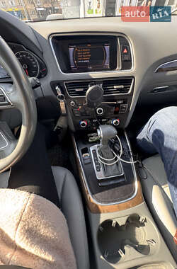 Позашляховик / Кросовер Audi Q5 2016 в Чернівцях