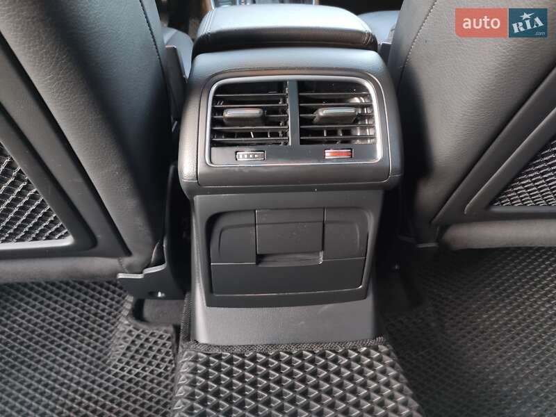 Внедорожник / Кроссовер Audi Q5 2016 в Харькове