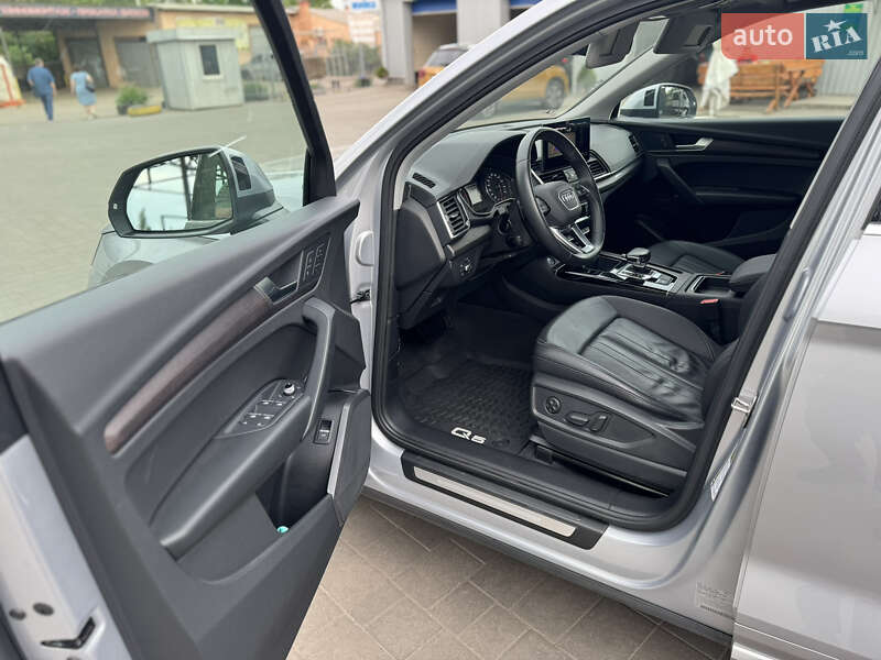 Внедорожник / Кроссовер Audi Q5 2021 в Кривом Роге