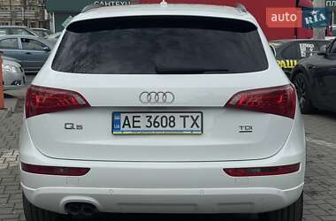 Внедорожник / Кроссовер Audi Q5 2010 в 