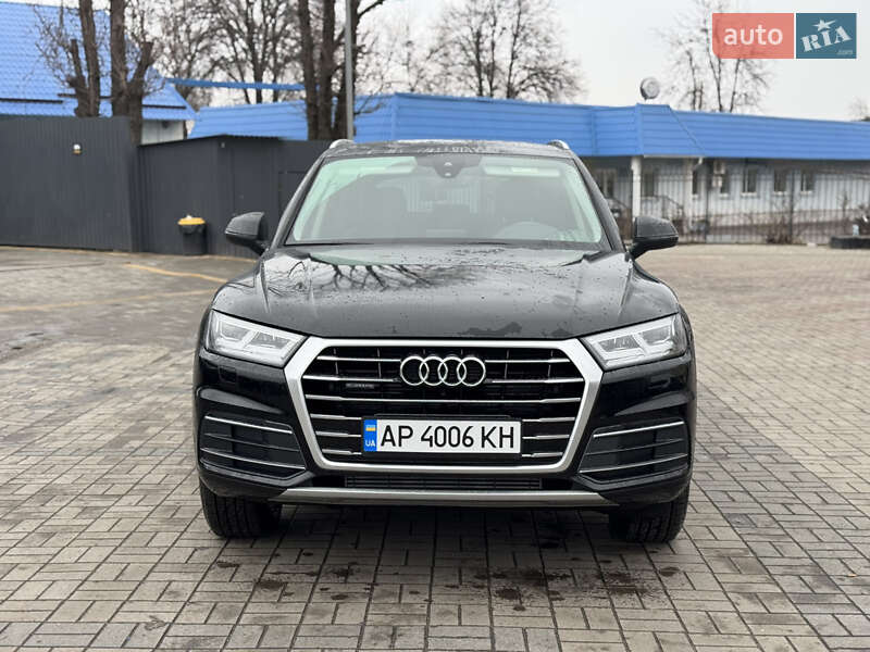 Внедорожник / Кроссовер Audi Q5 2019 в 