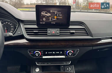 Внедорожник / Кроссовер Audi Q5 2019 в 