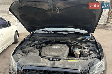 Внедорожник / Кроссовер Audi Q5 2011 в 