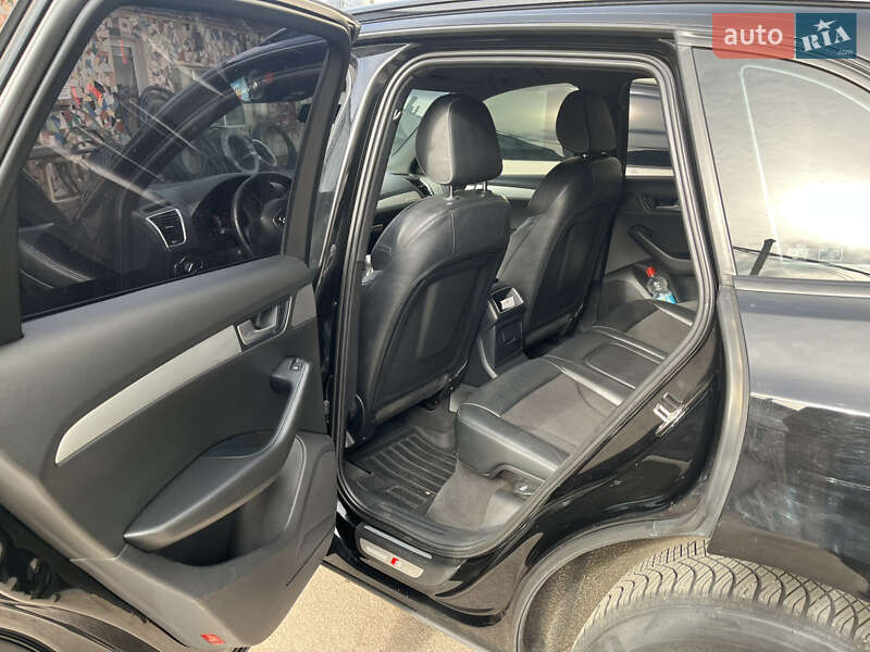 Внедорожник / Кроссовер Audi Q5 2011 в Коростене