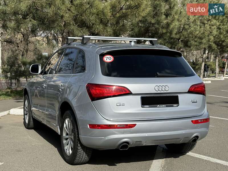 Внедорожник / Кроссовер Audi Q5 2015 в Одессе